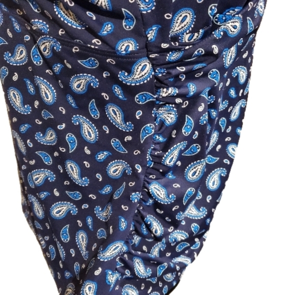 Lands End Swim Top (no bottoms) Paisley Print. Cups built in Size 20W - Picture 3 of 6